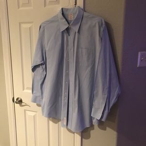 Brooks Brothers classic light blue business shirt; Neck is 18”, sleeve is 35”.